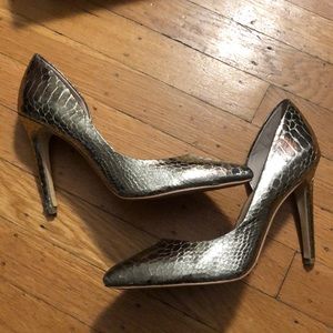 Metallic High Heel Textured Pump
